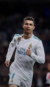 深度筹码（200BB+）下的策略调整：小口袋对子的价值激增。（200BB+超深筹码下的策略优化：小口袋对子价值跃升）