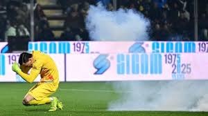 坑了！场上骂骂咧咧 搞乱北京队节奏